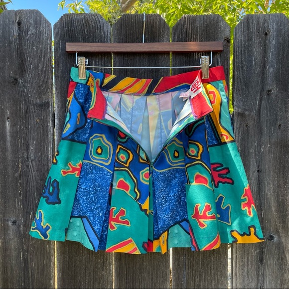 90’s vintage colorful mini tennis skirt - Picture 5 of 6